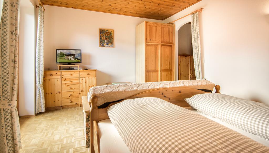 Bio-Bergbauernhof Weger Apartment Делах Екстериор снимка