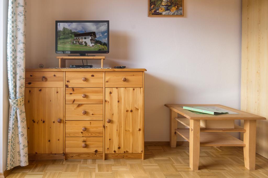 Bio-Bergbauernhof Weger Apartment Делах Екстериор снимка